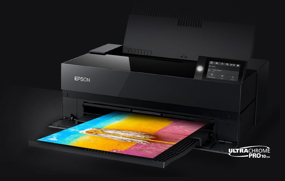 Epson SureColor P900 17-Inch Photo Printer (C11CH37201)